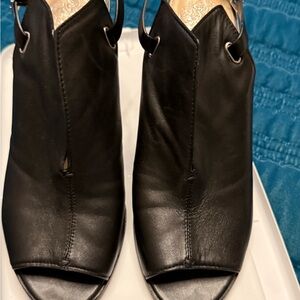 Vince Camuto Black Peep-Toe Heels